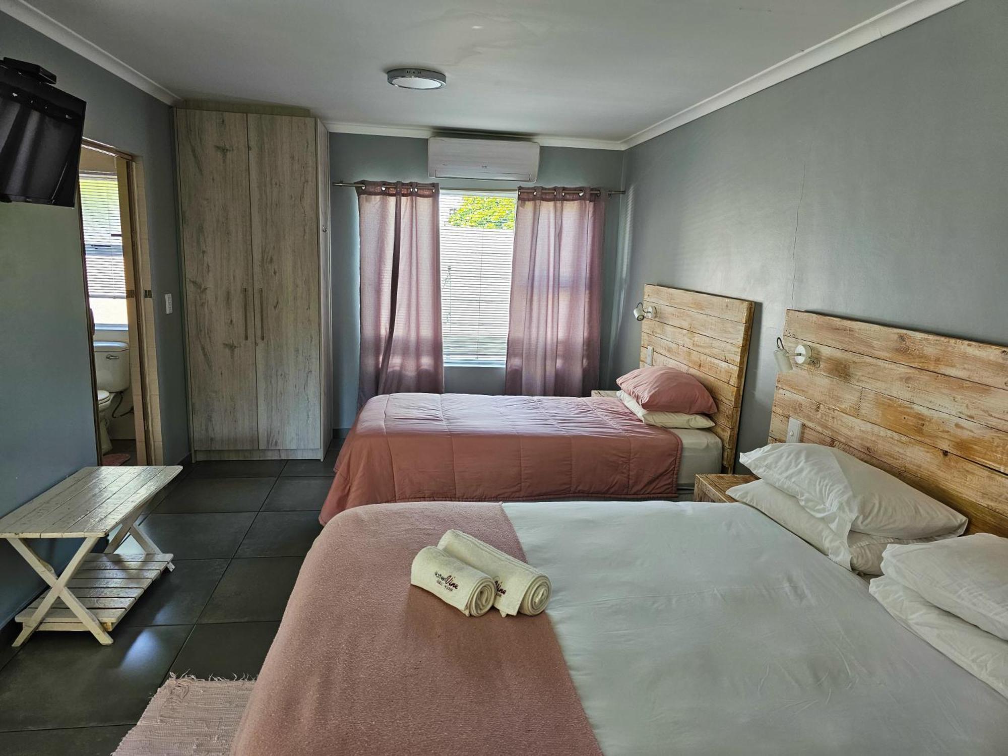 Northern Vine Guesthouse B&B Self-Catering Brackenfell Ngoại thất bức ảnh
